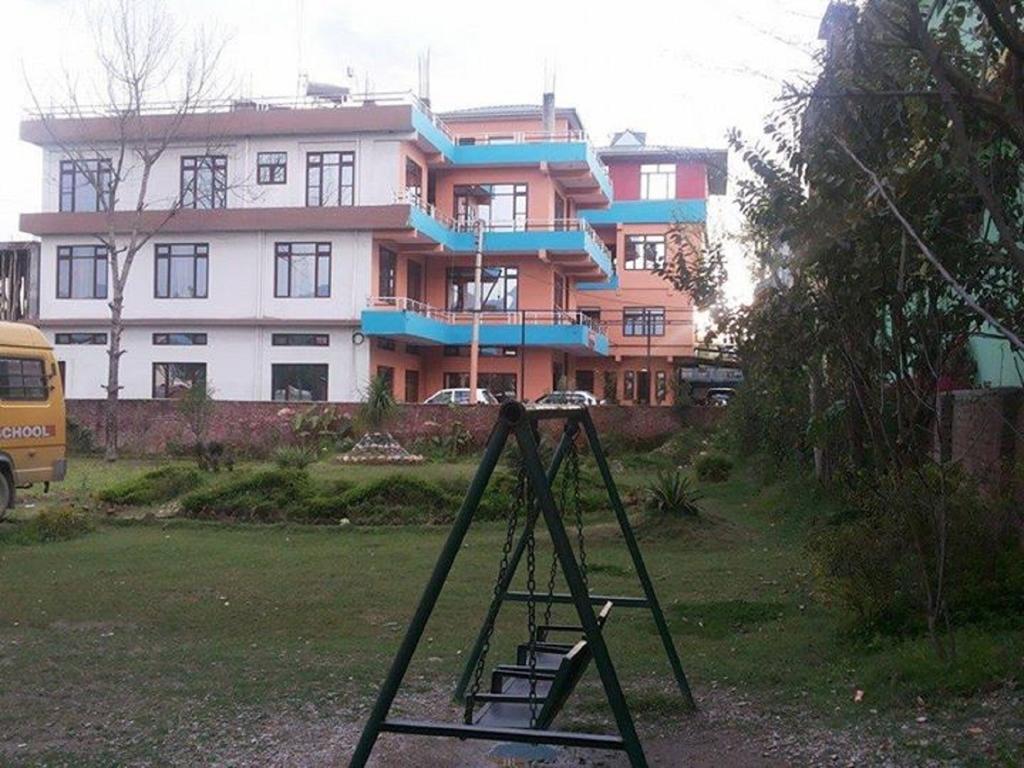 Himgiri Resort Nagchala Kültér fotó