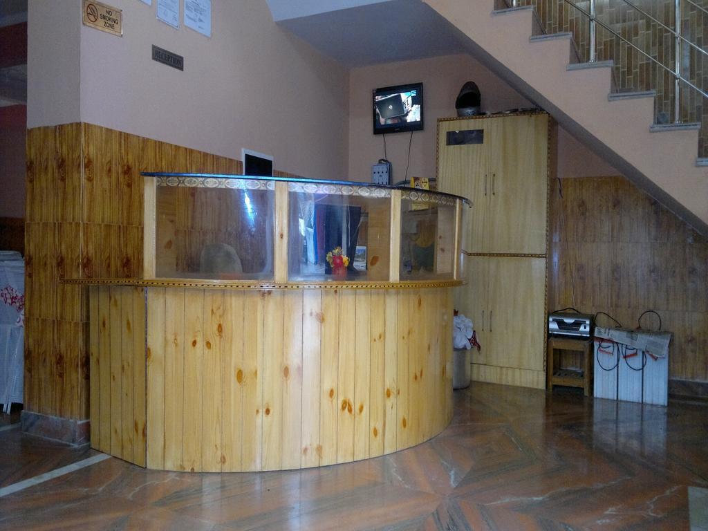 Himgiri Resort Nagchala Kültér fotó