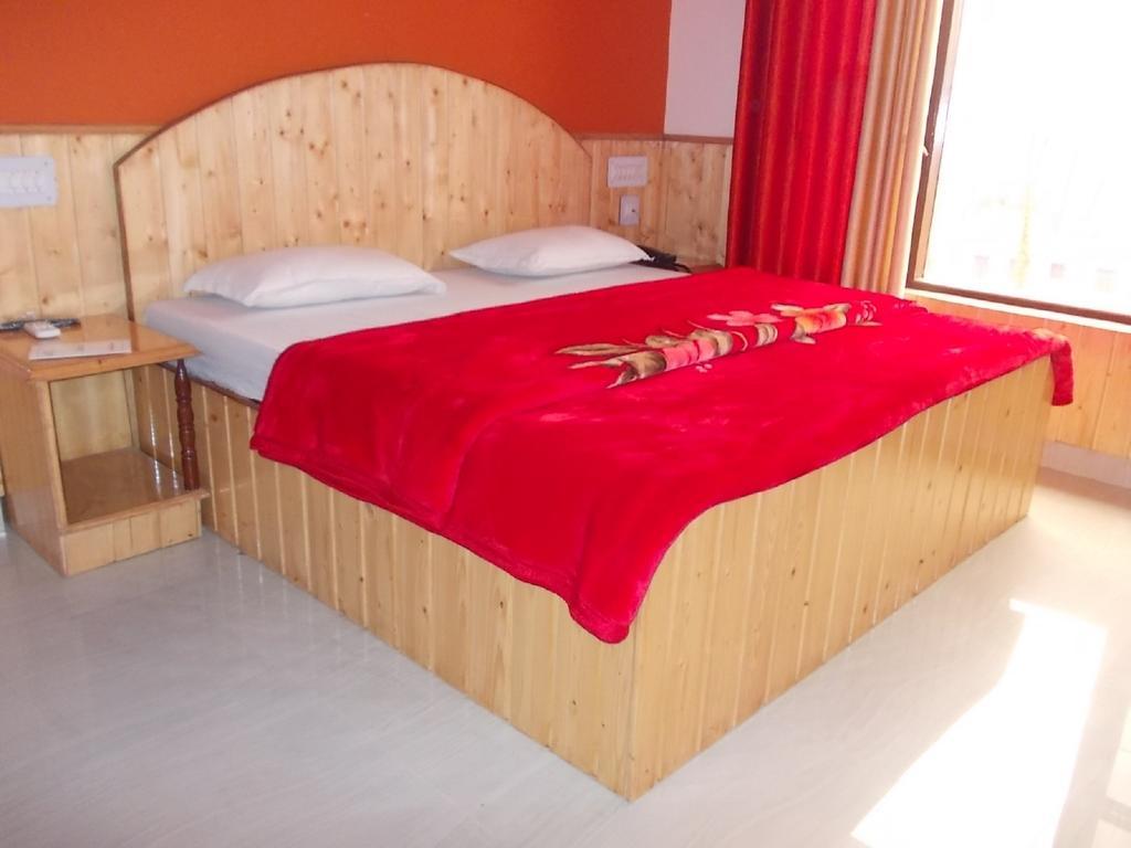Himgiri Resort Nagchala Kültér fotó